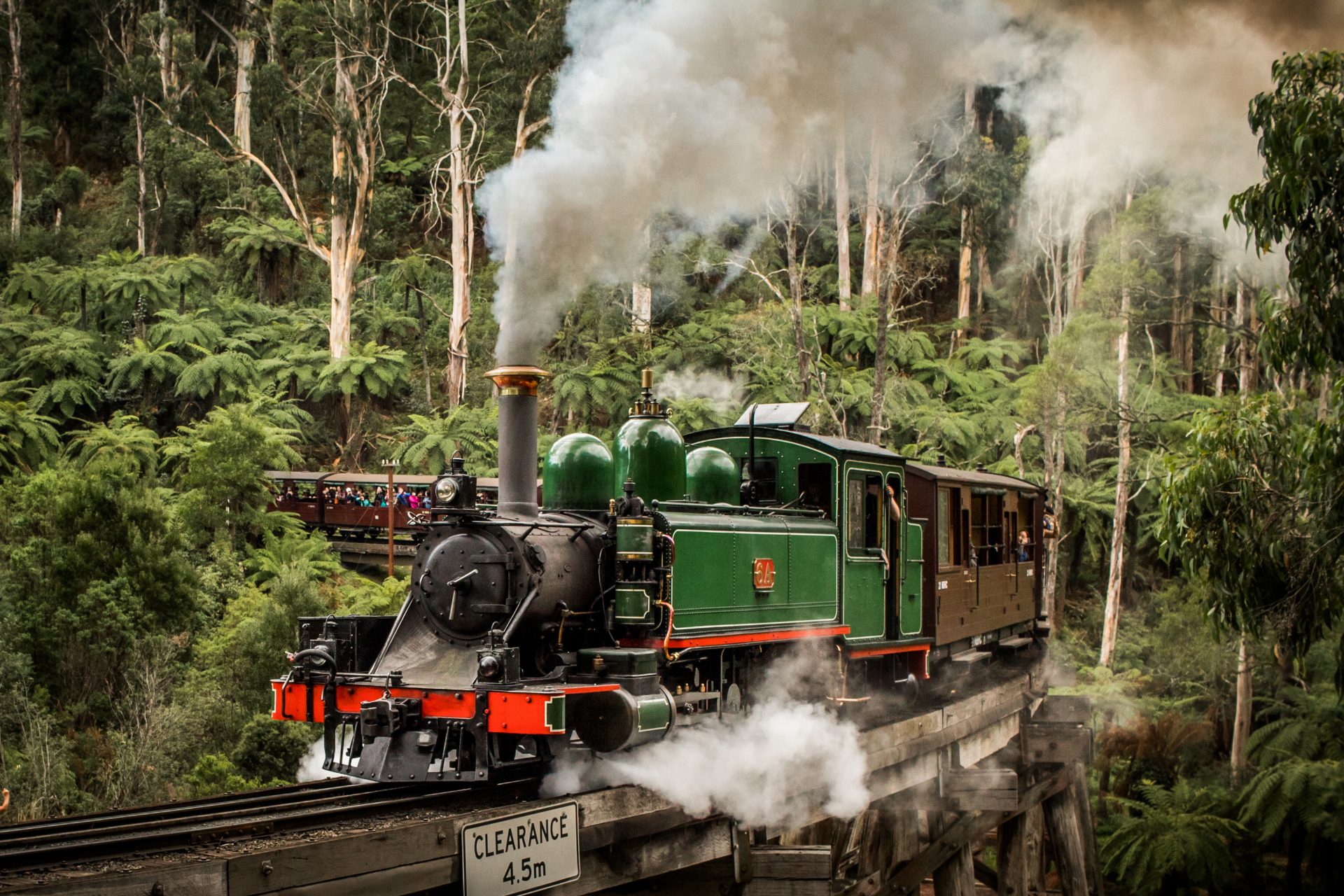 puffing billy steam train